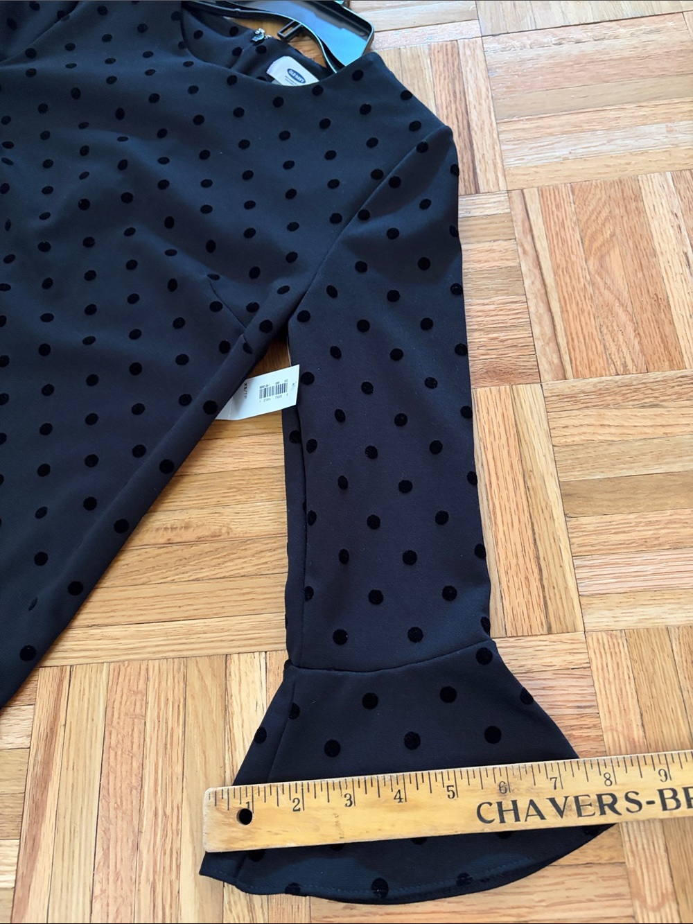 NWT Black Bell-Sleeve Shift Dress - Textured Polka Dot - Old Navy Womens Size XS - Picture 10 of 10